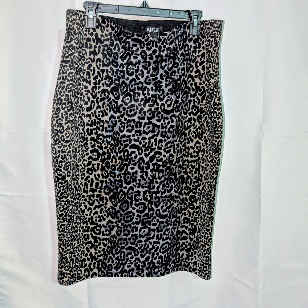 Apt. 9 Women's Black Leopard Print Skirt